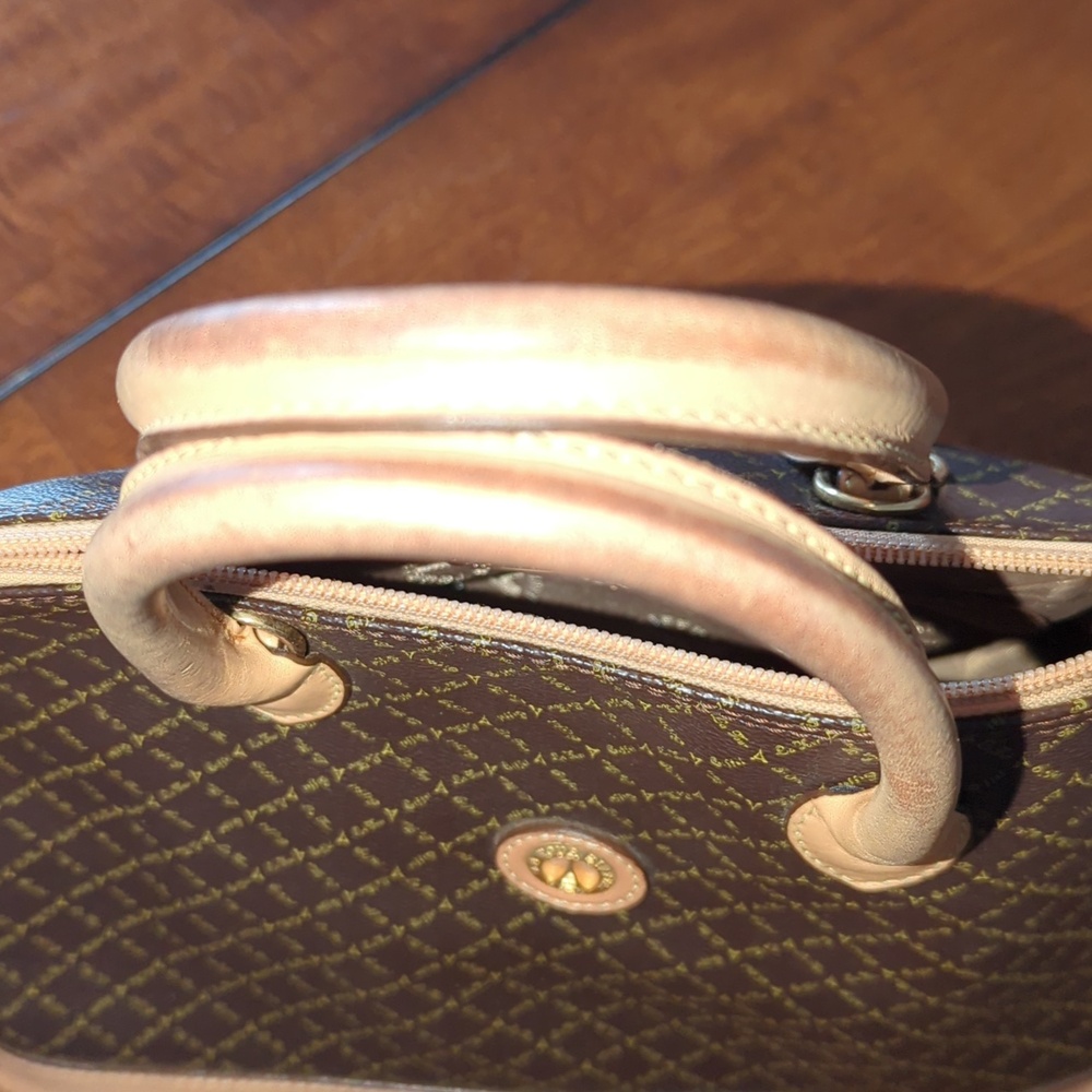 Brown And Tan Leather Patterned Handbag - Picture 11 of 13